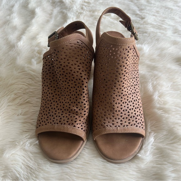 Cognac Brown Peep Toe Ankle Block Heal Bootie - Picture 2 of 8